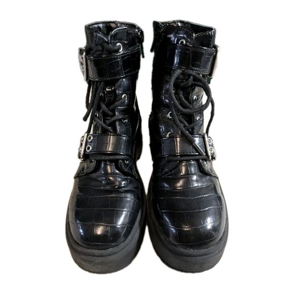 Forever 21 Black Croc Embossed Platform Combat Boots Buckle Moto Goth Sz 5.5 - Picture 2 of 14